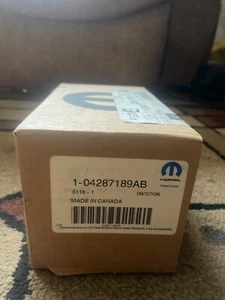 BRAND NEW MOPAR 04287189AB EGR Valve OEM New Old Stock NOS - Bild 1 von 3