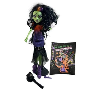 Monster High Mattel Casta Fierce Puppe, Mikrofon, Ständer & Tagebuch - Bild 1 von 6