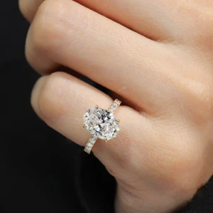 18k Yellow Gold Oval Cut Engagement Ring 3 Ct Lab Created Diamond IGI Solid - Picture 1 of 12