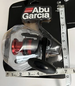 Abu Garcia BlackMax 60 Spinning Fishing Reel  BMAXSP60 Gear Ratio 4.8:1 - Picture 1 of 10