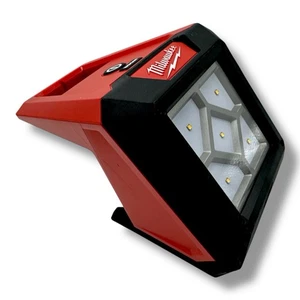 Milwaukee M12 Rover Compact Flood Light (2364-20) *WORKS* - Picture 1 of 9