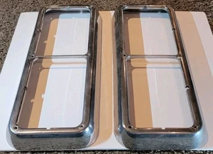 Chrome Bezels Headlight Peterbilt # 3-2048-2 Ref. # Light Company 43029-30 KD  - Bild 1 von 11