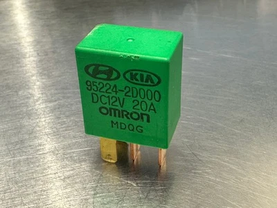 Genuine Hyundai-Kia Relay 95224-2D000 - One Year Warranty - Image 1 of 2
