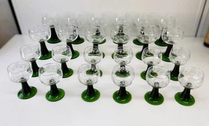 Calici vintage Luminarc Roemer Stelo verde oliva Francia 24 PZ. MODERNARIATO - Imagen 1 de 23