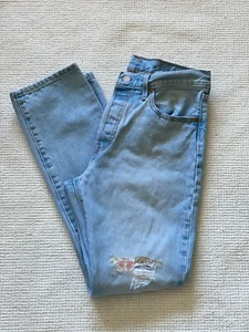 Jeans denim da donna Levi's 501 150th floreali edizione limitata taglia 28x30 - Foto 1 di 7