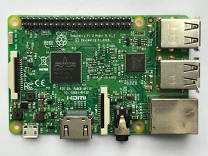 Raspberry Pi 3 B V1.2 2015 including 16GB Micro Sd card & Case - Afbeelding 1 van 9