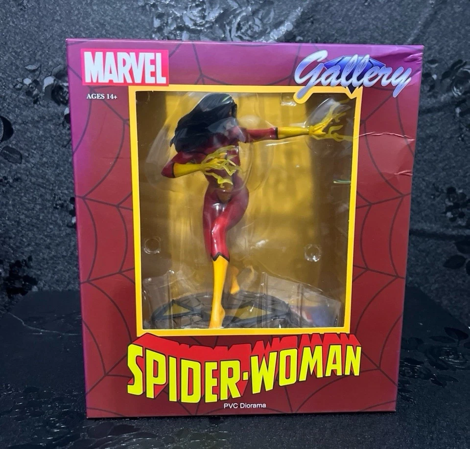 Diamond Select Toys Marvel Gallery Spider-woman PVC Figure 2day Delivery