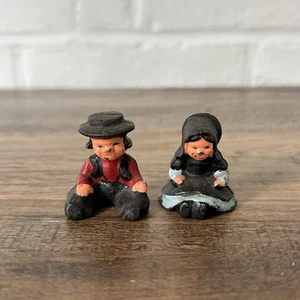 Vintage Amish Boy & Girl Cast Iron Hand Painted Miniature Figures Man & Woman - Picture 1 of 7