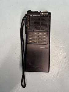 Icom IC-u4AT UHF FM Amateur Radio Transceiver - Untested - Zdjęcie 1 z 8