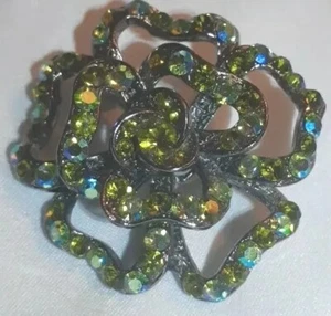 BROOCH AURORA BOREALIS RHINESTONE ROSE FLOWER PENDANT GRANNYCORE Green - Picture 1 of 6