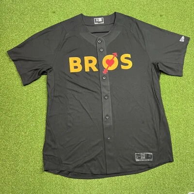 Промо-футболка Bros Movie 2022 New Era бейсбол размер XL Luke Macfarlane - Изображение 1 из 4