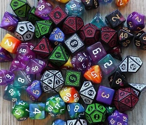 Cubo Sacchetto delle Meraviglie - Poliedrico DnD - Gioco di Ruolo - w4, w20 - fantasy - RPG - Foto 1 di 7