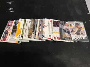 Lot of 35 Patric Hornqvist hockey cards Pittsburgh Penguins Florida Panthers - Picture 1 of 1