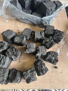 Gas Feuer Kohle 45mm Würfelgröße Beutel à 45 Stück - Bild 1 von 4