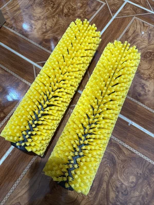 Pair Brush 15 CRB Machine. TM4 Yellow - Image 1 of 2