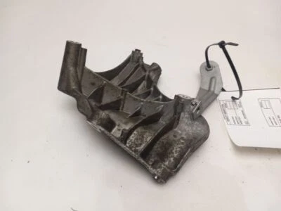 AC AIR CONDITION COMPRESSOR MOUNT BRACKET fits BMW 535 XI 2010 OEM 7558854 Foto 1 de 4