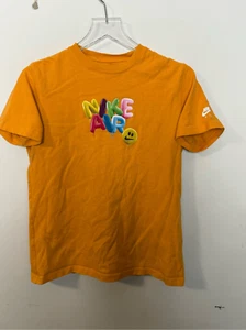 NIKE SPORTSWEAR T-SHIRT VIVID ORANGE smile face Emoji Youth Large - Picture 1 of 4