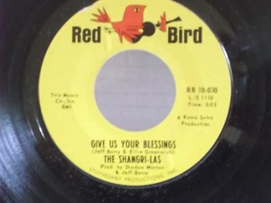 The Shangri-Las,Red Bird 030,"Give Us Your Blessings"US,7"45,1965 girl group,M - Picture 1 of 2