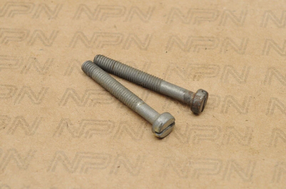 Tornillo magnético para estator Husqvarna CR250 CR360 CR400 NUEVO OEM Cantidad 2 Foto 1 de 1