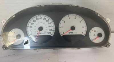 Cuadro de instrumentos velocímetro Dodge Caravan SXT 2006 P56044971AB Foto 1 de 4