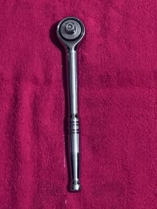 Husky 3/8" Drive Quick Release Ratchet - Picture 1 of 2