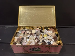 Lotto bottoni misti tenuta vintage moderno 8 oz metallo plastica - Foto 1 di 4