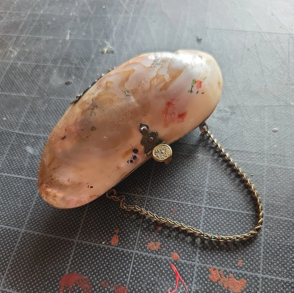 Antiguo mini monedero con caparazón de madreperla prístino interior decoración tocador Foto 1 de 4