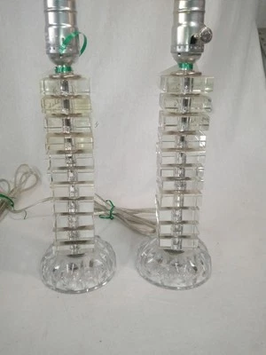 ANTIGUA LÁMPARA VINTAGE DE CRISTAL Y METAL. RECABLEADO. REGENCIA DE MEDIADOS DE SIGLO  Foto 1 de 3