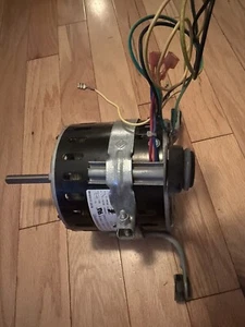Trane Furnace Blower Motor, 1/4 HP, 208-230 V, 1075 RPM, 60 HZ, 1 PH - Picture 1 of 5