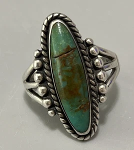 Anillo de plata esterlina vintage del suroeste con piedra turquesa en forma ovalada talla 8 - Imagen 1 de 6