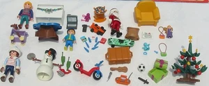 2019 Playmobil Advent Calendar 23 Days Christmas Tree People Santa Snowman Gifts - Picture 1 of 3