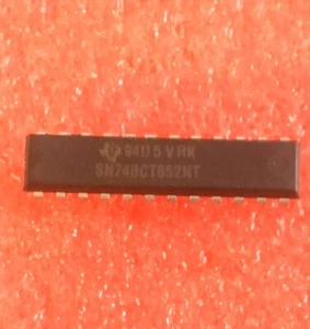 1pcs SN74BCT652NT IC Bus transceiver 8 bit PDIP24 TI - Imagen 1 de 1