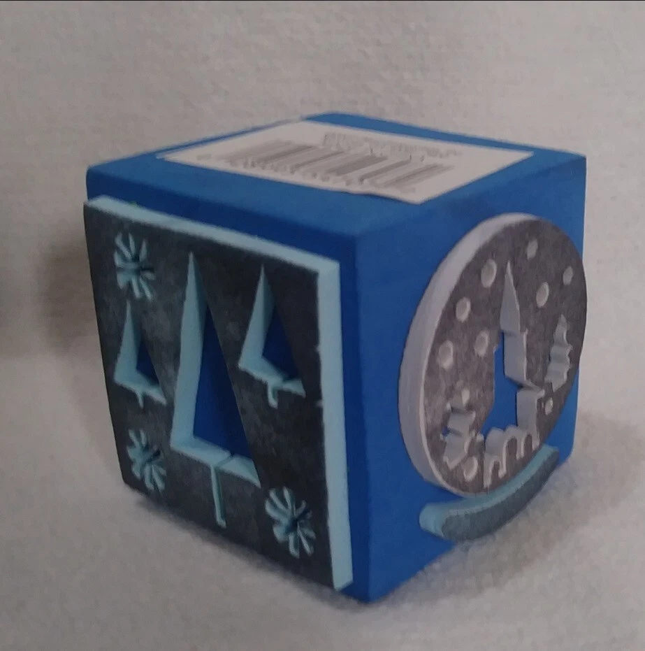 Bloco de espuma multi carimbo quatro (4) Natal feriado boneco de neve árvore igreja pinguim - Imagem 1 de 4