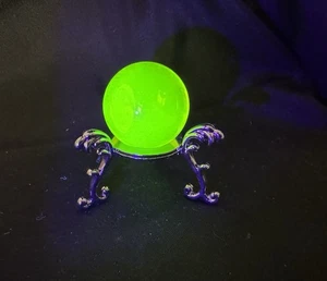 Yellow Vaseline Uranium Glass Paperweight with stand - Picture 1 of 4