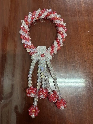 Cristal Rojo y Blanco Flores Artificiales Corona Tailandesa Belleza Decoración del Hogar Foto 1 de 4