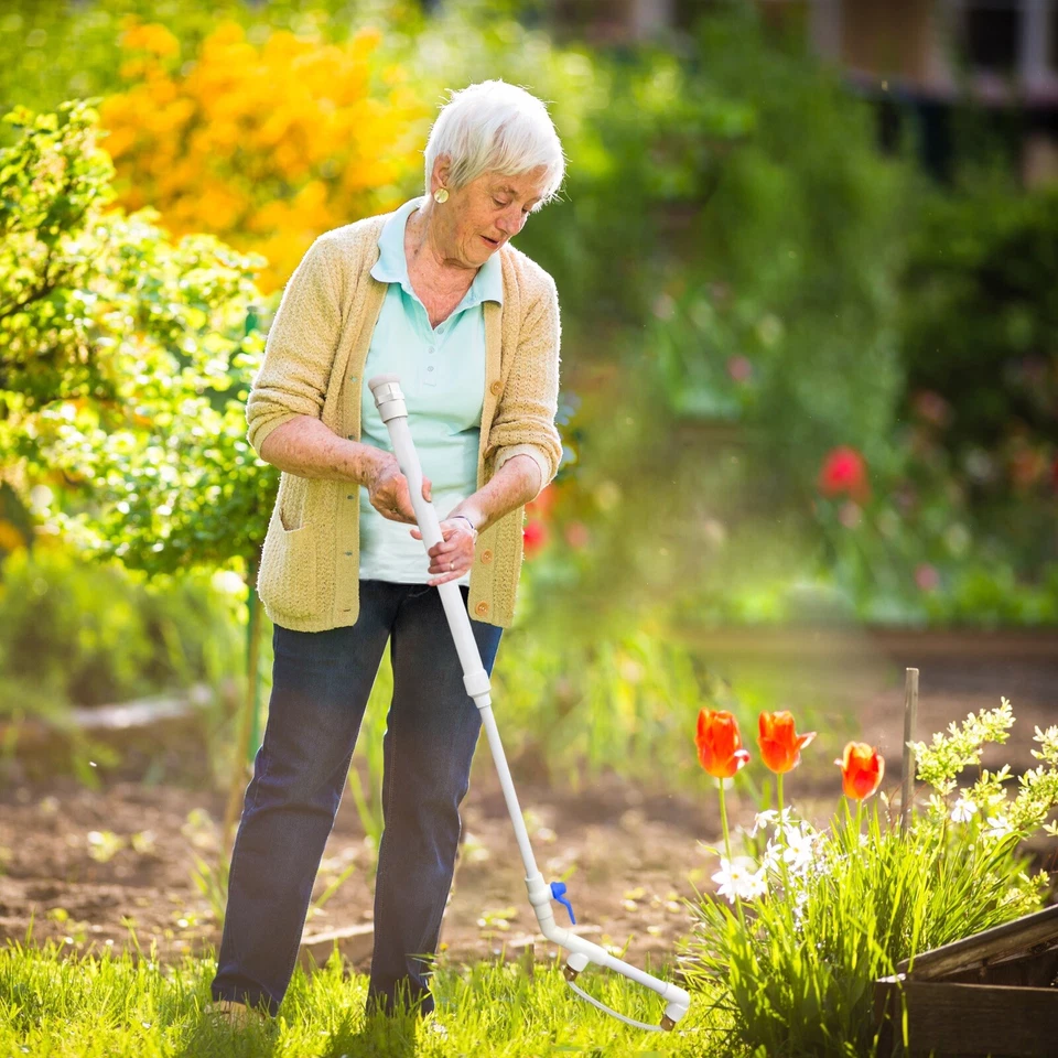 Hand Held Weed Wiper-Easy to Use Herbicide Rope Wick Applicator For Garden. - image 1 of 4