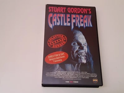 Castle Freak 1995 Uncut VHS German PAL Video Großbox Director's Cut Stuart Gordo - Bild 1 von 4