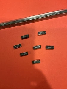 8 JE 4116 RAM-CHIPS. Williams Defender, Robotron, Joust Arcade Videospiel etc. - Bild 1 von 3