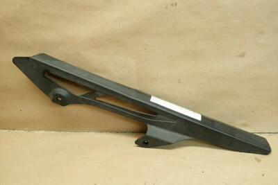 Suzuki Bandit GSF600S 2001 (se adapta a 00-04) protector de cadena de plástico Foto 1 de 4