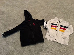 LOT OF TWO POLO RALPH LAUREN BLACK HOODIE AND GAP BEIGE STRIPE SWEATER SIZE 5 - Picture 1 of 1