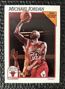 1991-1992 NBA HOOPS Michael Jordan #30 - Chicago Bulls HOF NM-MT+ - Picture 1 of 2