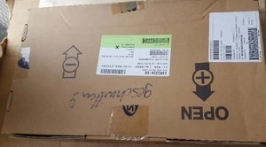 SAMWHA RD1E108M10020PA159 RD 1000UF 25V 20% 10X20/5 CAPACITORS QTY: 500 - Picture 1 of 2