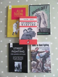 COLLECTION X 5 WWI & WWII REPRODUCTION MILITARY FIGHTING / TRAINING MANUALS - Picture 1 of 8