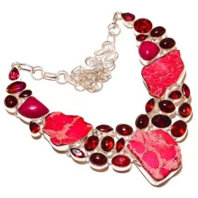 Collar hecho a mano con piedras preciosas de sedimento de jaspe, rubí, apatita, granate, turmalina Foto 1 de 4