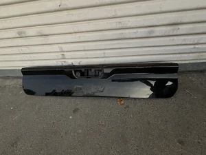 2020-2024 Chevrolet/Gmc Silverado/Sierra 2500 Rear Tailgate/Trim/Step 3 Piece - Picture 1 of 13