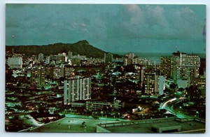 POSTAL Restaurante Giratorio Vista de Honolulu desde 400 Pies Hawai - Imagen 1 de 2