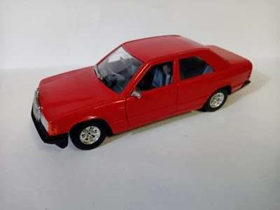 MERCEDES 190 E BURAGO 1/24 - Immagine 1 di 4