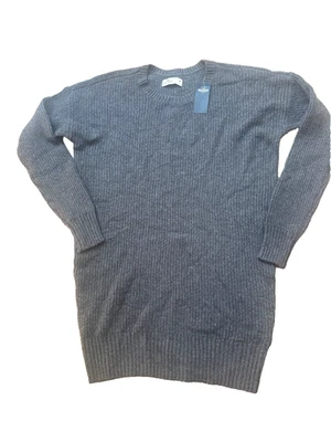 Suéter Hollister Talla M Gris Carbón Largo Gran Tamaño Cuello Redondo NUEVO Unisex Para Hombre’s Foto 1 de 4