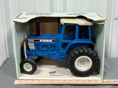 FORD TW-5 Tractor 1:12 Black Stripe w WIDE Tires ERTL HUGE Toy Die-cast Metal 16 - Image 1 of 4