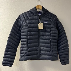 NWT Patagonia Women's Down Sweater Hoody Black Size Medium FA24 84712 NEW - Picture 1 of 4